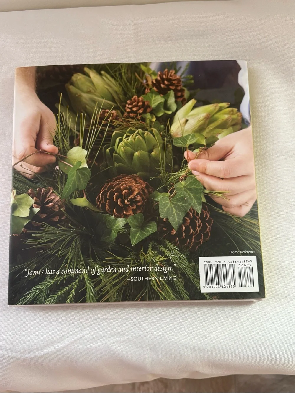 Wreaths for All Seasons by - Green Decorative Wreath Book
